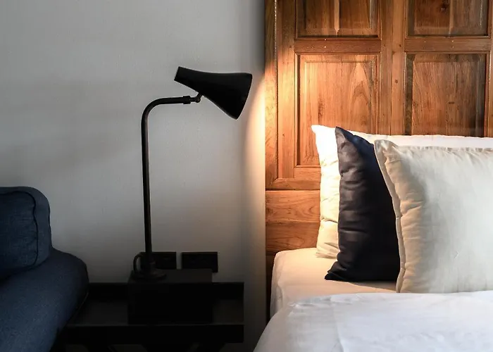 Gooddays By The Park Hotel
