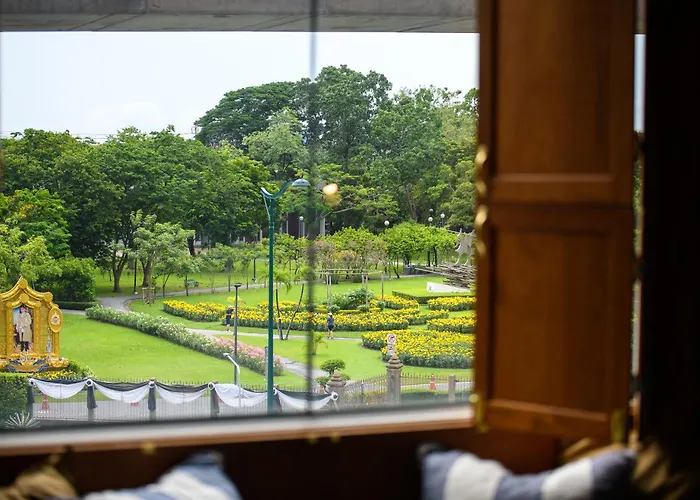 Hotel Gooddays By The Park 3*